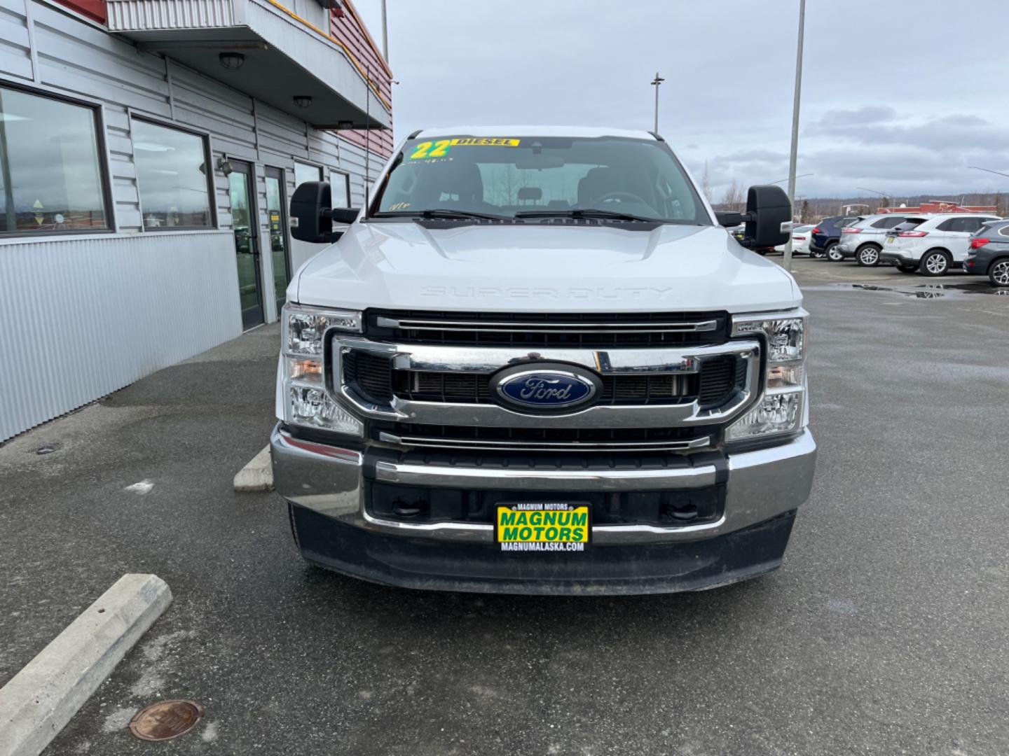 2022 WHITE /Grey FORD F-250 SUPER DUT XLT (1FT7W2BT0NE) with an 6.7L engine, Automatic transmission, located at 1960 Industrial Drive, Wasilla, 99654, (907) 274-2277, 61.573475, -149.400146 - Photo#7